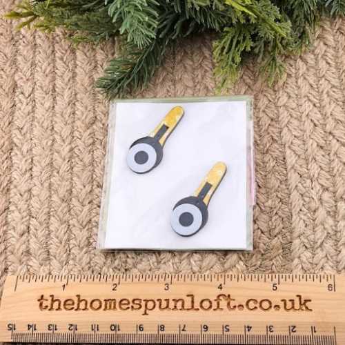 Pair Sewing Rotary Cutter Wooden Buttons - The Homespun Loft