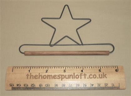 5" Star Wire Quilt Hanger With Wooden Dowel