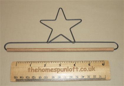 7.5" Star Wire Quilt Hanger With Wooden Dowel