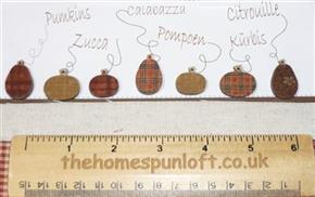Primitive Wooden Pumpkin Buttons Autumn Halloween