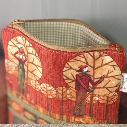 Autumn Quilted Fabric Bag with Zip - The Homespun Loft