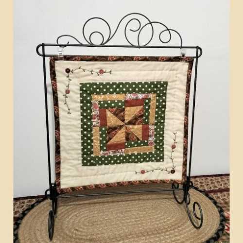 Meander Wire Quilt Stand 12" x 12" - The Homespun Loft