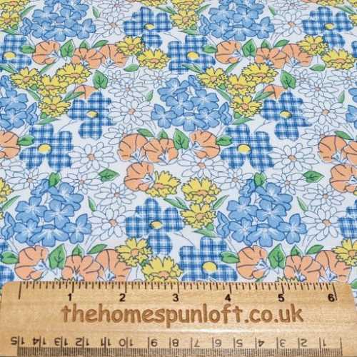 18" x 18" Vintage Feedsack Reproduction Fabric - The Homespun Loft