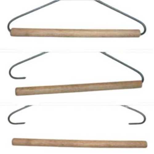 16" Ackfeld Star Wire Quilt Hanger with Wood Dowel - The Homespun Loft