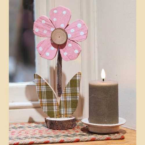 Sweetheart Rustic Painted Wooden Pink Flower - The Homespun Loft