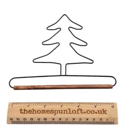 6" Tree Wire Quilt Hanger with Wooden Dowel - The Homespun Loft
