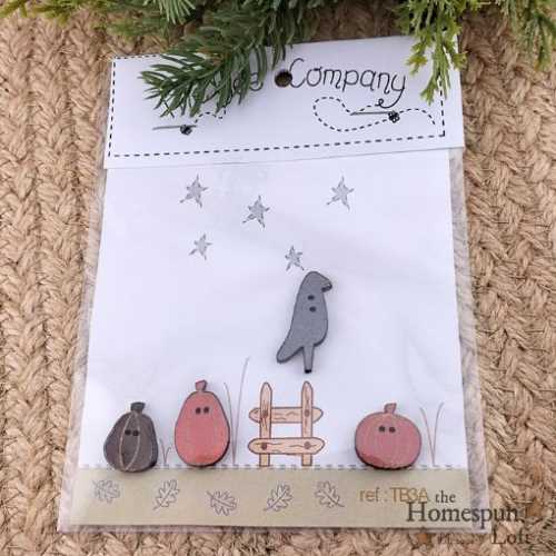 Autumn Harvest Pumpkins and Crow Wooden Buttons - The Homespun Loft