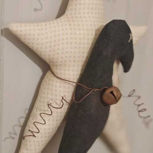 10" Hanging Primitive Cream Crow and Star Decor - The Homespun Loft