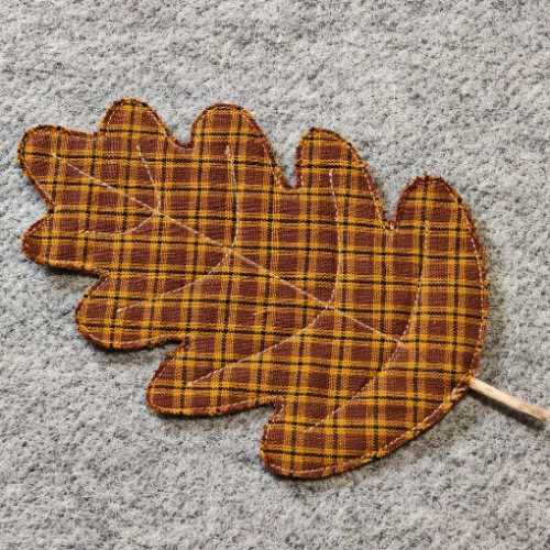 Handmade Quilted Fabric Oak Leaf Autumn Fall - The Homespun Loft