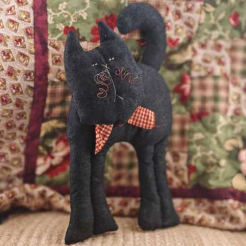 10" Tall Primitive Fabric Black Cat - The Homespun Loft