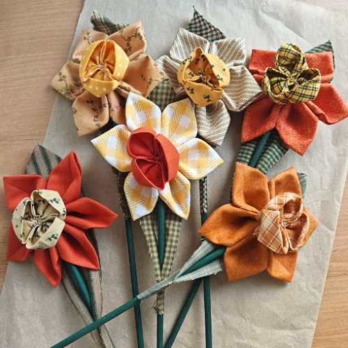 Primitive Country Fabric Daffodil Flower Bouquet 4 - The Homespun Loft