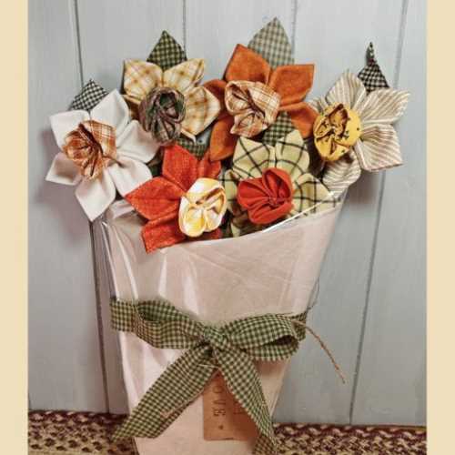 Primitive Fabric Daffodil Flower Bouquet A3 - The Homespun Loft