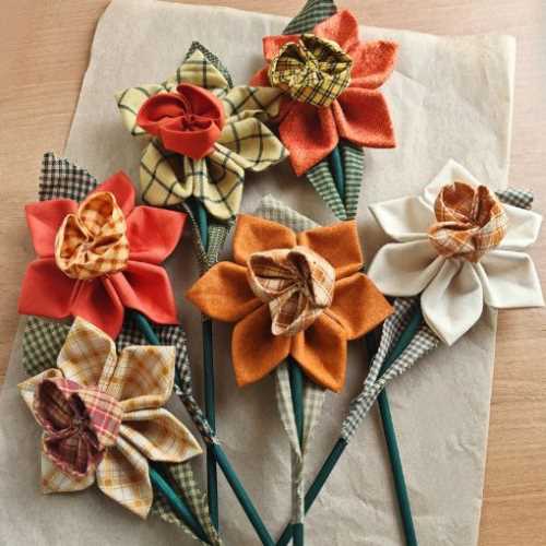 Primitive Country Fabric Daffodil Flower Bouquet 2 - The Homespun Loft