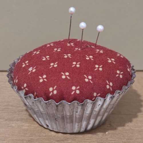 Civil War Fabric Pin Cushion in Vintage Tart Tin - The Homespun Loft