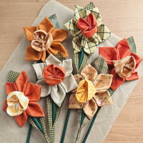 Primitive Country Fabric Daffodil Flower Bouquet 1 - The Homespun Loft