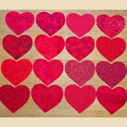 16 Barn Ruby Reds Fabric Heart Die Cut Shapes - The Homespun Loft