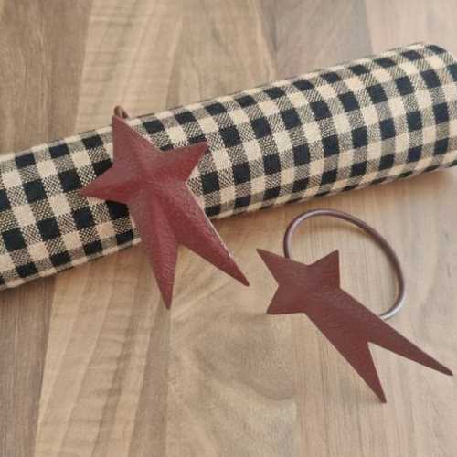 Primitive Country Metal Star Old Red Napkin Ring - The Homespun Loft