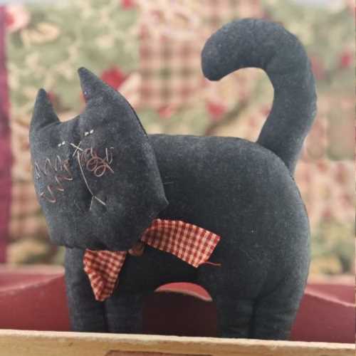 10" Tall Primitive Fabric Black Cat - The Homespun Loft