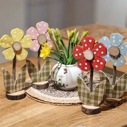 Sweetheart Rustic Painted Wooden Lilac Flower - The Homespun Loft