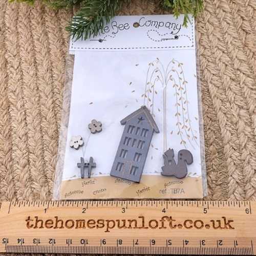 Pack of Autumn House and Garden Buttons - The Homespun Loft