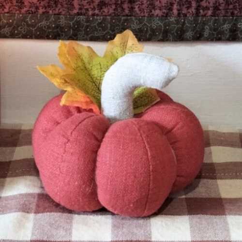 Small Primitive Handmade Autumn Pumpkin No. 1 - The Homespun Loft