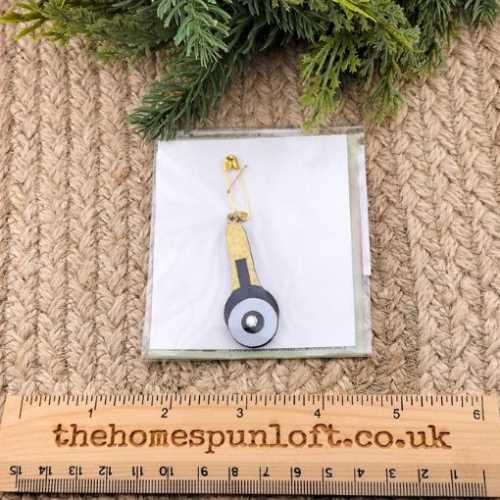 Quilter's Sewing Rotary Cutter Wooden BROOCH - The Homespun Loft