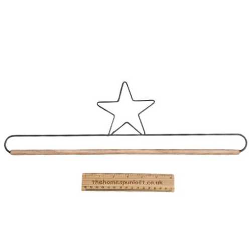 16" Ackfeld Star Wire Quilt Hanger with Wood Dowel - The Homespun Loft