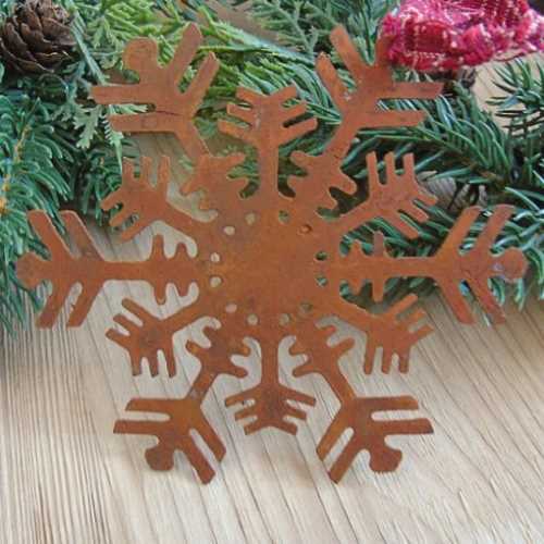 Rusty Tin Prim Snowflake Christmas Decor No. 2 - The Homespun Loft