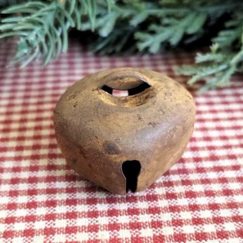 30mm Rusty Tin Primitive Bell - The Homespun Loft