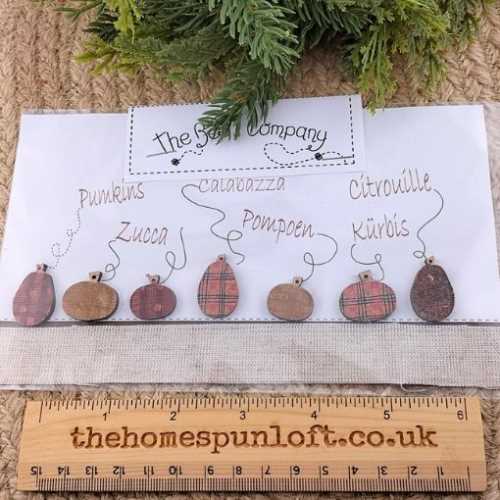 Primitive Wooden Pumpkin Buttons - The Homespun Loft