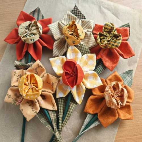 Primitive Country Fabric Daffodil Flower Bouquet 4 - The Homespun Loft