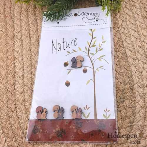 Autumn Set of 4 Squirrel Buttons - The Homespun Loft