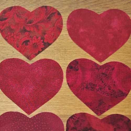 16 Barn Red/Burgundy Fabric Heart Die Cut Shapes - The Homespun Loft