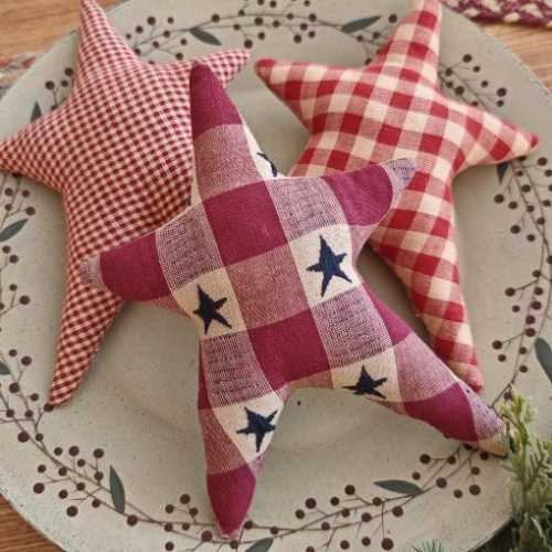 8" Primitive Homespun Checked Star Bowl Filler - The Homespun Loft